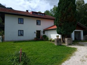 24059342-Ferienwohnung-4-Brannenburg-300x225-1