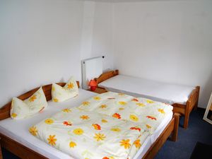 19166756-Ferienwohnung-6-Braunlage-300x225-4