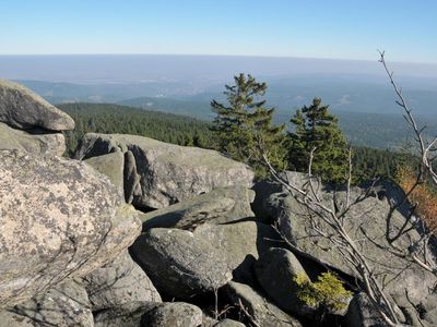 atemberaubende Fernsicht, eine von vielen Klippen