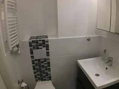 Bad/Dusche. Badezimmer