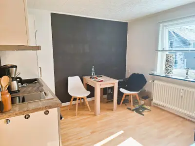 Küche mit Essbereich