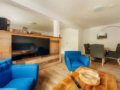 Schlufter Wiese_Wohnzimmer_TV