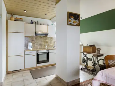 KITCHEN, INSIDE