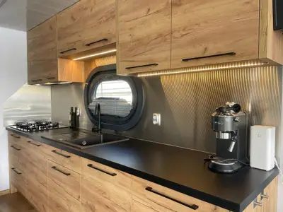 vollausgestattete Kombüse