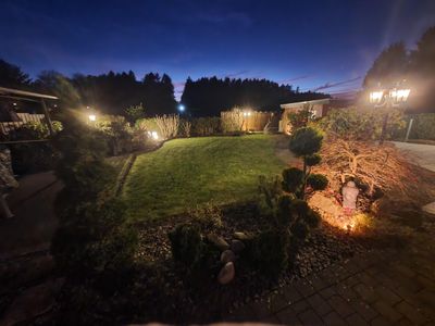 Garten bei Nacht