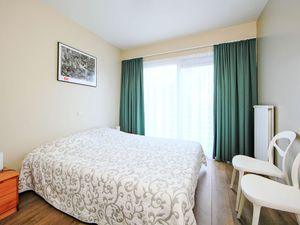 23841299-Ferienwohnung-4-Bredene-300x225-1