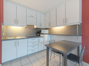 23845265-Ferienwohnung-2-Bredene-300x225-4