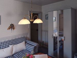 13395664-Ferienwohnung-2-Bredstedt-300x225-2