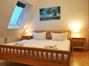 23441790-Ferienwohnung-6-Breege-300x225-1