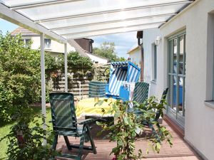 23291422-Ferienwohnung-3-Breege-300x225-3