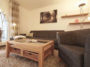 23975676-Ferienwohnung-6-Breege-300x225-4