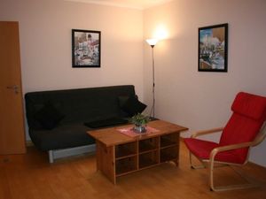 21690347-Ferienwohnung-2-Breege-300x225-1