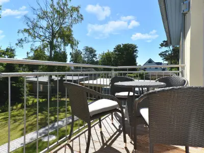 Balkon. mit Bestuhlung