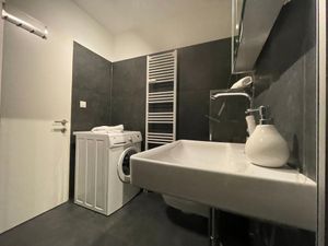 23965746-Ferienwohnung-4-Bregenz-300x225-3