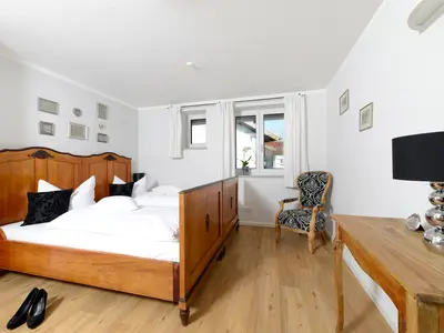 Schlafzimmer 3