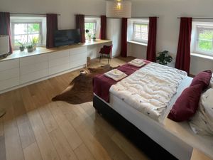 23453360-Ferienwohnung-4-Breitbrunn Am Chiemsee-300x225-5