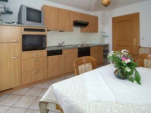 18704647-Ferienwohnung-5-Breitbrunn Am Chiemsee-300x225-3