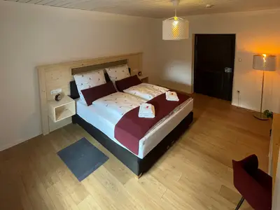 Schlafzimmer 2, Bild 2
