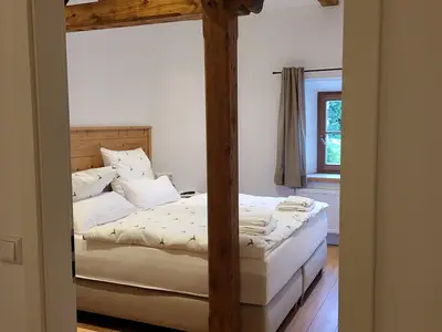 Schlafzimmer 1