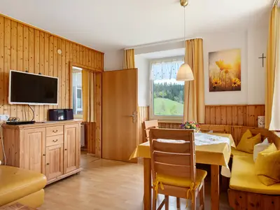 Photo, INSIDE, OUTSIDE