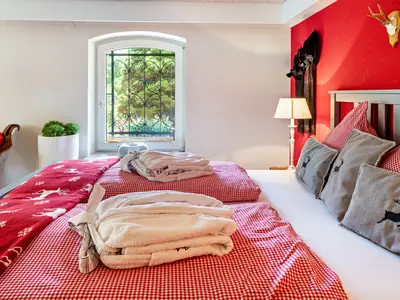 BEDROOM, INSIDE, OUTSIDE