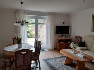 23920632-Ferienwohnung-4-Breklum-300x225-2