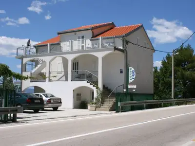 Ferienwohnung für 8 Personen in Brela 5/10