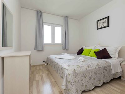 Ferienwohnung für 3 Personen (45 m²) in Brela 9/10