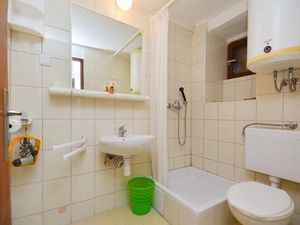 18990039-Ferienwohnung-5-Brela-300x225-5