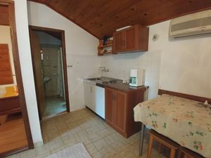 19976531-Ferienwohnung-4-Brela-300x225-2