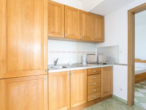 23539274-Ferienwohnung-8-Brela-300x225-1