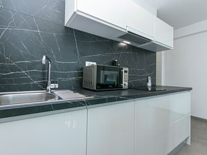 23980611-Ferienwohnung-6-Brela-300x225-5