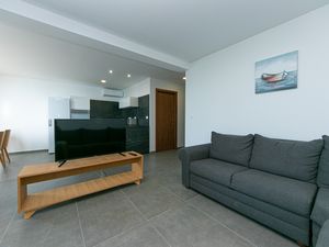 23980620-Ferienwohnung-6-Brela-300x225-1