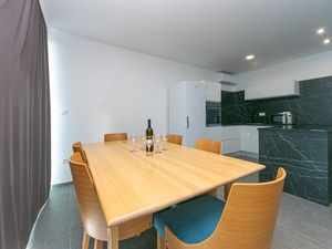 23980620-Ferienwohnung-6-Brela-300x225-4