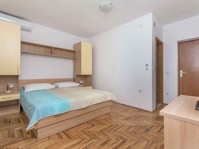 Ferienwohnung für 2 Personen (16 m²) in Brela 9/10