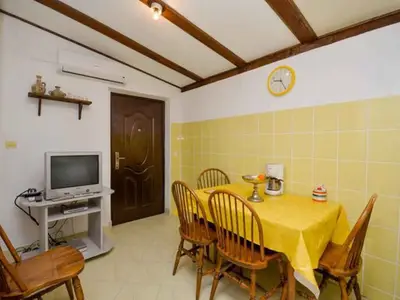 Ferienwohnung für 5 Personen (65 m²) in Brela 3/10