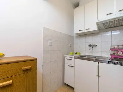 Ferienwohnung für 3 Personen (20 m²) in Brela 9/10