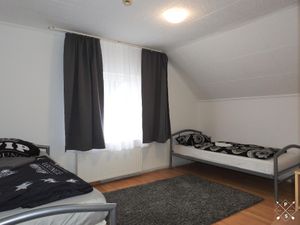 23923751-Ferienwohnung-4-Bremen-300x225-3