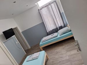 23923788-Ferienwohnung-4-Bremen-300x225-4