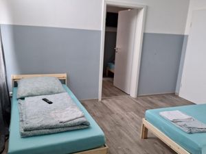 23923788-Ferienwohnung-4-Bremen-300x225-2