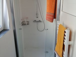 23496703-Ferienwohnung-6-Bremerhaven-300x225-1