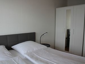 23571504-Ferienwohnung-4-Bremerhaven-300x225-3