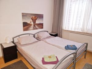 23923471-Ferienwohnung-4-Bremerhaven-300x225-5