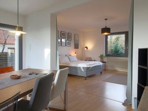 23919090-Ferienwohnung-2-Bremerhaven-300x225-3