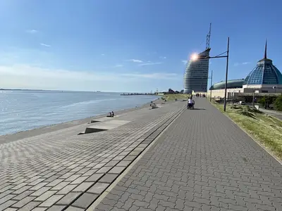 Deich Bremerhaven