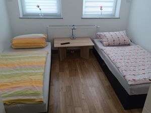 21974703-Ferienwohnung-5-Bremerhaven-300x225-1