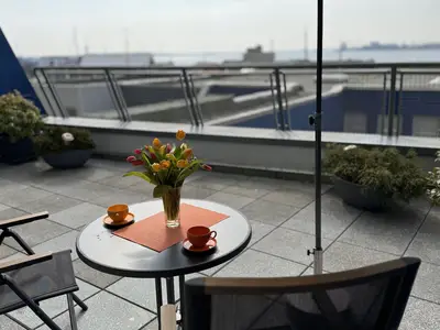 Terrasse Blickrichtung Weser