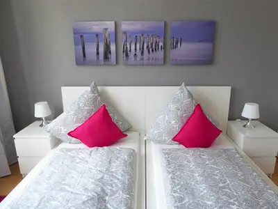 Ferienwohnung für 4 Personen (69 m²) in Bremerhaven 1/10