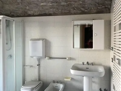 Bad/Dusche