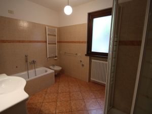 23853316-Ferienwohnung-8-Brezzo Di Bedero-300x225-3